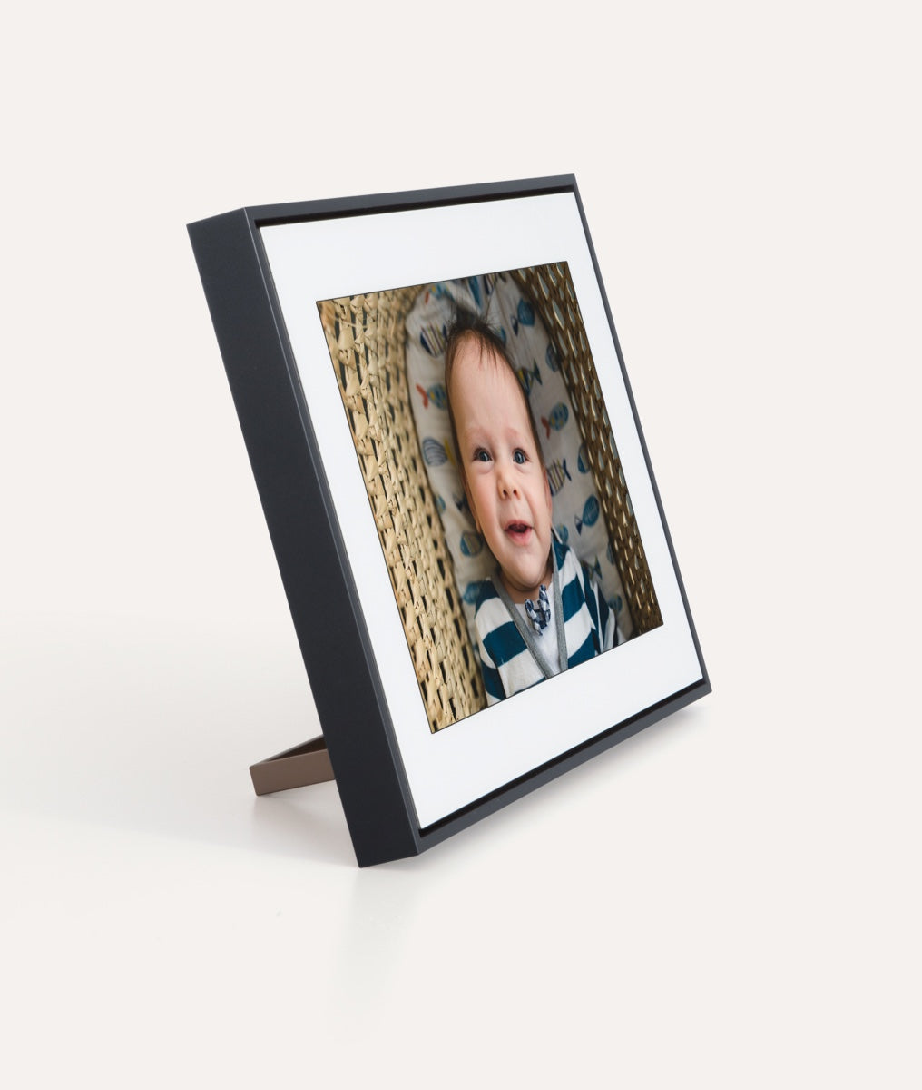 Loop Digital Frame